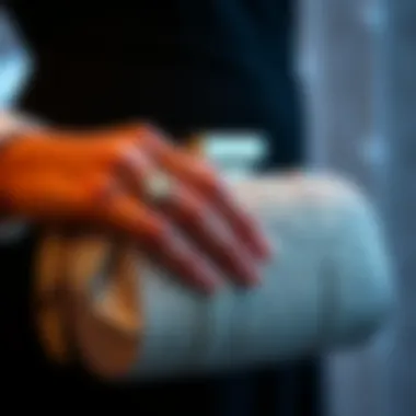 Magnificent An In-Depth Look at Silver Rhinestone Evening Clutches: Elegance and Practicality Intertwined